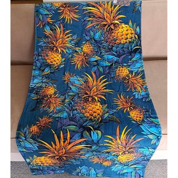 New Pineapple Beach Towel Cotton Bath Pool GIFT Fruit Pineapples Blue Hawaiian - Picture 2 of 4